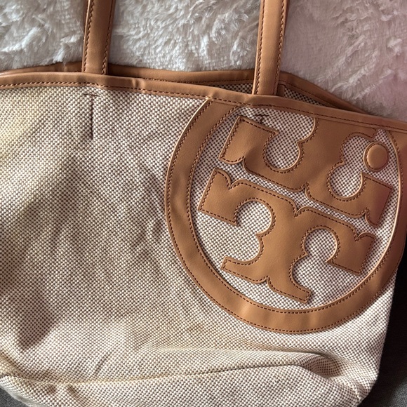 Tory Burch Tan Tote Bag - Picture 3 of 11